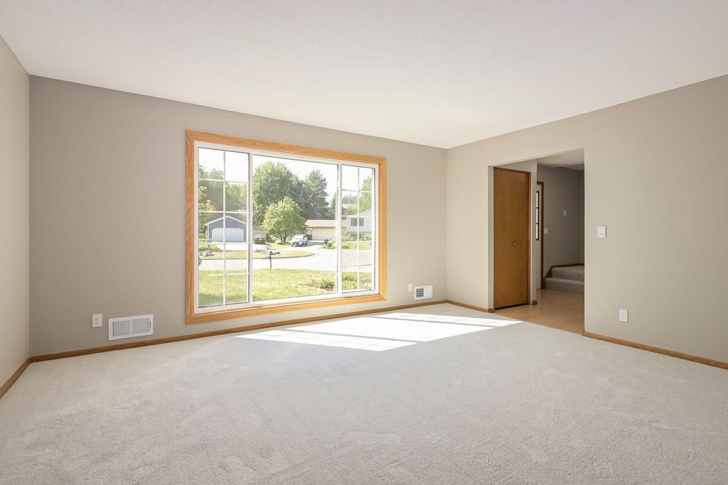 1800 James Court, Burnsville, MN 55337 — photo 3