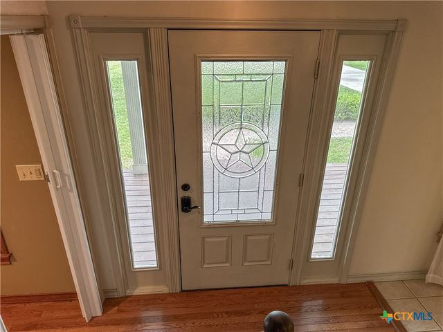 403 Oakside Drive, Victoria, TX 77905