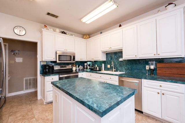 7601 Olive Hill Drive, Mabelvale, AR 72103