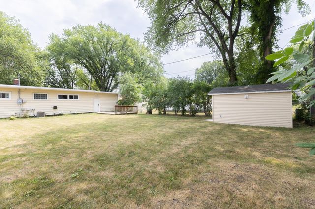 1017 18th Street S, Fargo, ND 58103