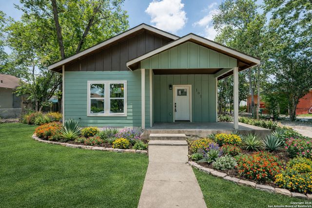 101 New York, San Antonio, TX 78214