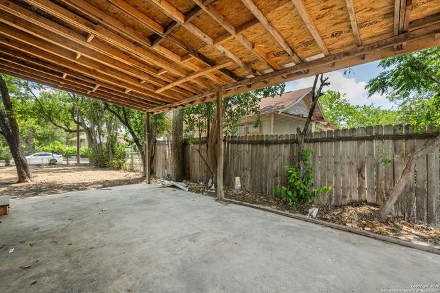 101 New York, San Antonio, TX 78214