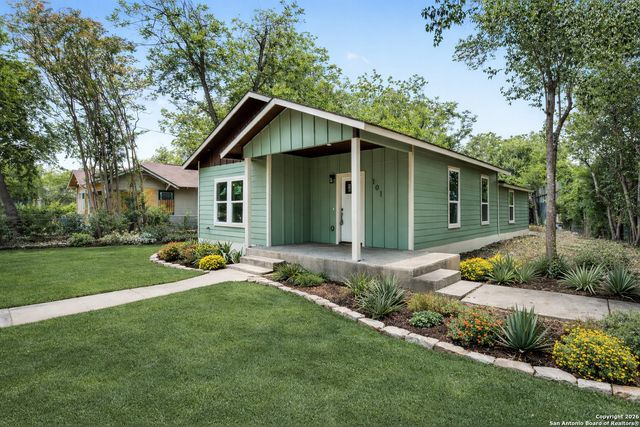 101 New York, San Antonio, TX 78214