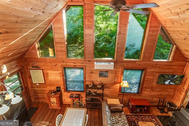 416 Mill Stone Mountain Lane, Blue Ridge, GA 30513