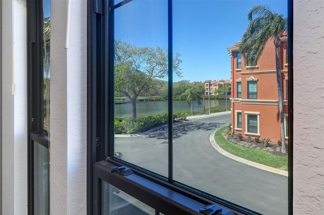 2722 VIA TIVOLI 422B, Clearwater, FL 33764