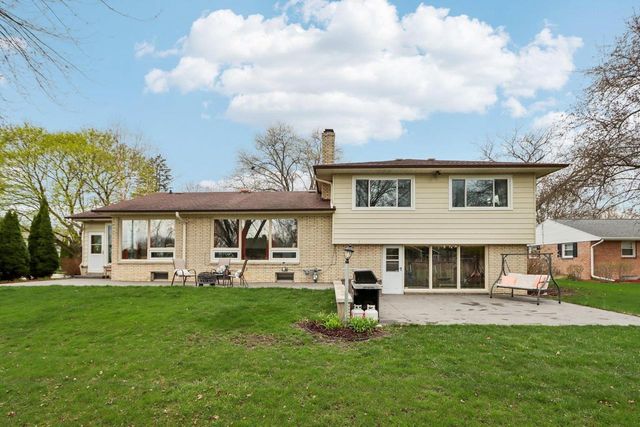 738 Fairway Lane, Jefferson, WI 53549