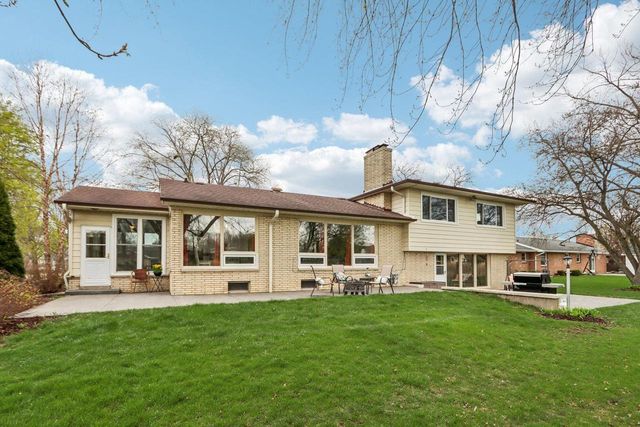 738 Fairway Lane, Jefferson, WI 53549