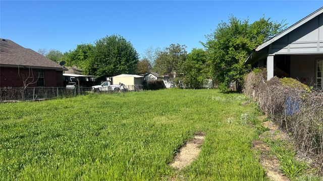 411 N Marsalis Avenue, Dallas, TX 75203