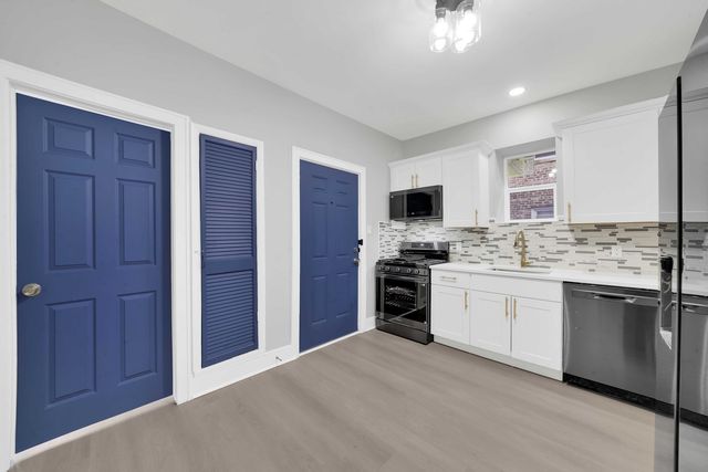 41 W 14th Place 1, Chicago Heights, IL 60411