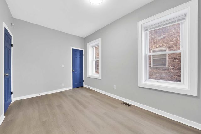 41 W 14th Place 1, Chicago Heights, IL 60411