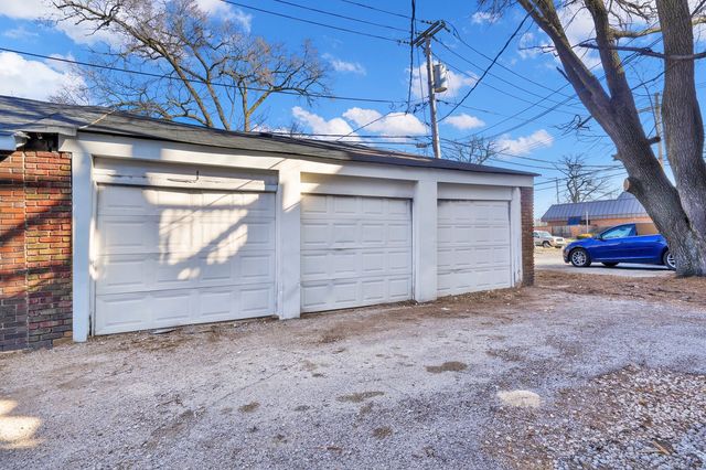 41 W 14th Place 1, Chicago Heights, IL 60411
