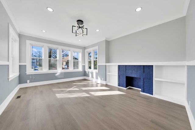 41 W 14th Place 1, Chicago Heights, IL 60411