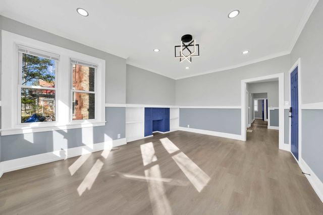 41 W 14th Place 1, Chicago Heights, IL 60411