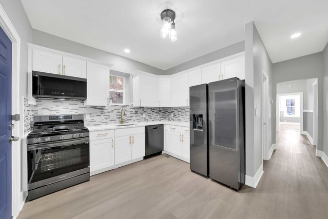 41 W 14th Place 1, Chicago Heights, IL 60411