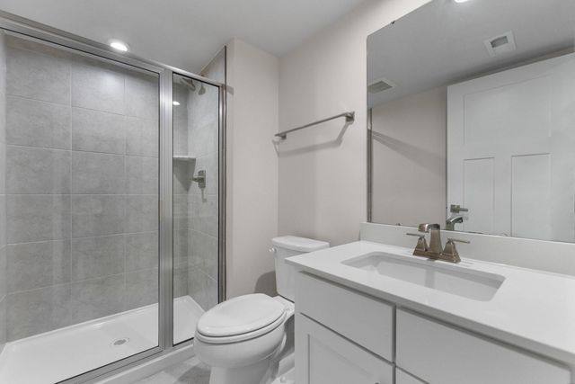 58 OAKWOOD BLVD, Hampton, NJ 08827