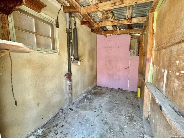 205 rodriguez, Del Rio, TX 78840