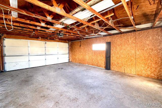 406 S Poplar Street, Mount Olive, IL 62069