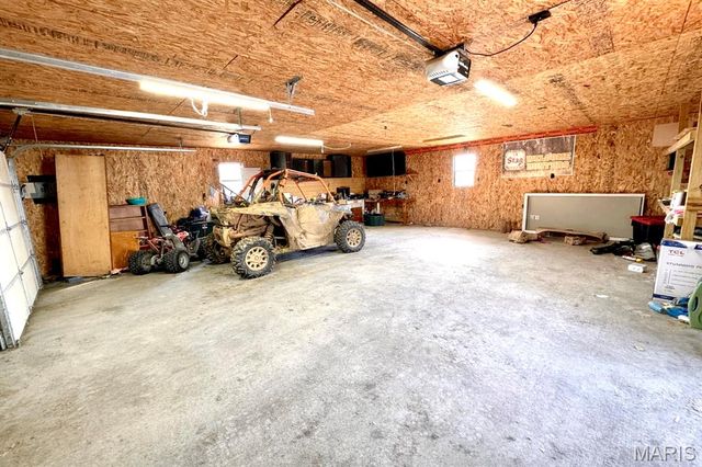 406 S Poplar Street, Mount Olive, IL 62069