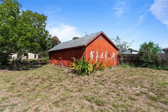 1940 S Commercial St, Aransas Pass, TX 78336