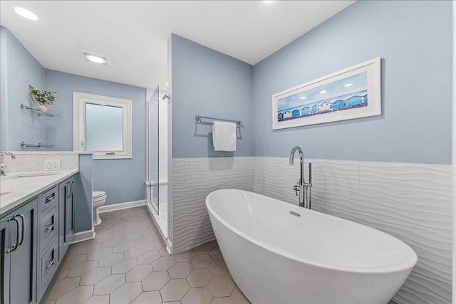 1415 Heatherton Drive, Naperville, IL 60563