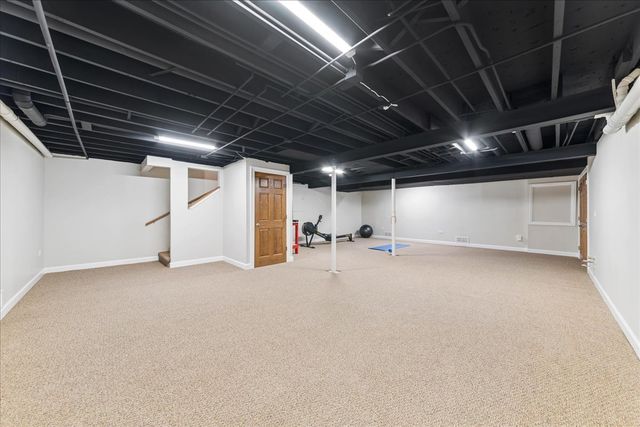 1415 Heatherton Drive, Naperville, IL 60563