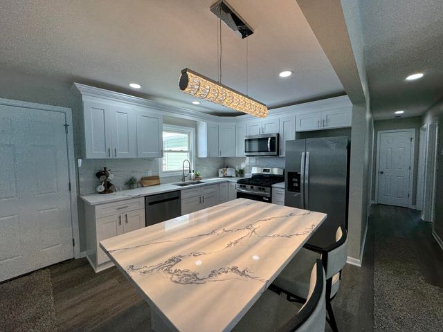 2976 Evelyn Street, Portage, IN 46368