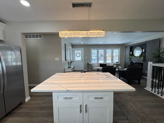 2976 Evelyn Street, Portage, IN 46368