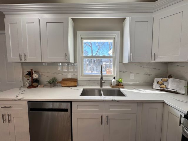 2976 Evelyn Street, Portage, IN 46368