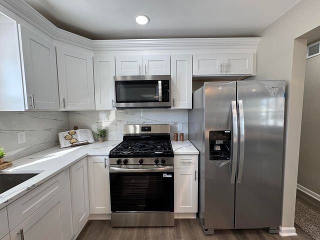 2976 Evelyn Street, Portage, IN 46368