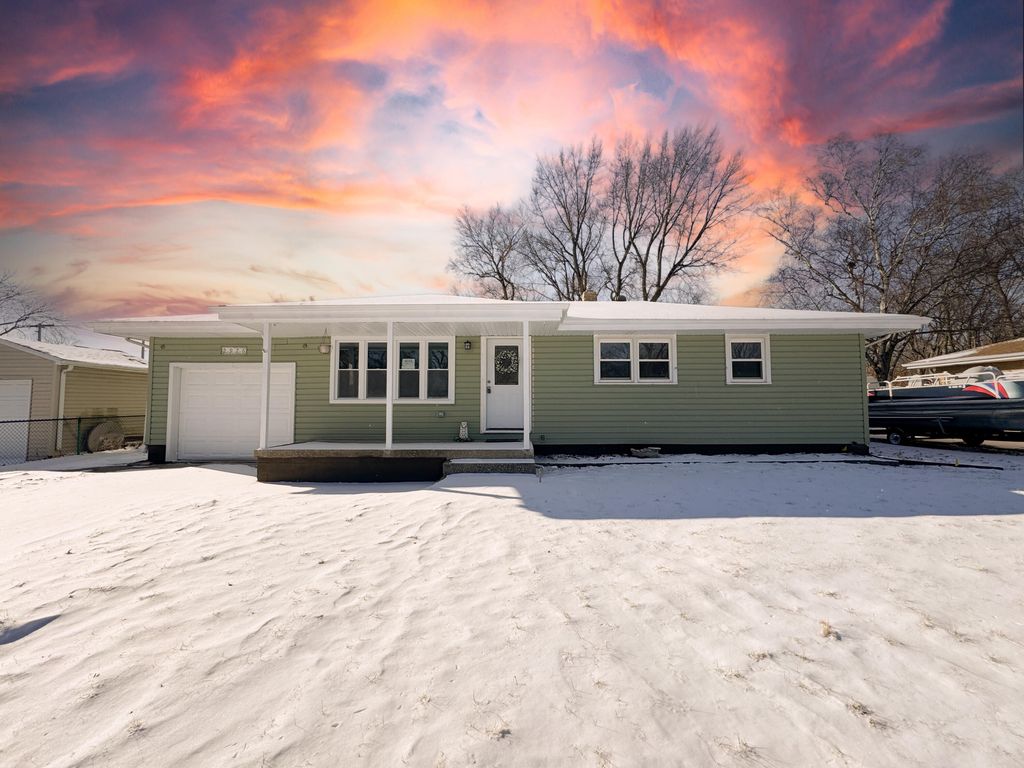 2976 Evelyn Street, Portage, IN 46368