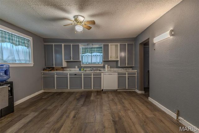 305 Mine Road, Sawyerville, IL 62085