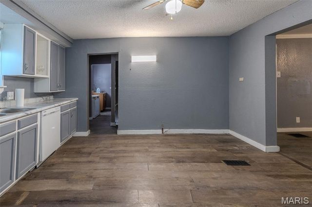 305 Mine Road, Sawyerville, IL 62085