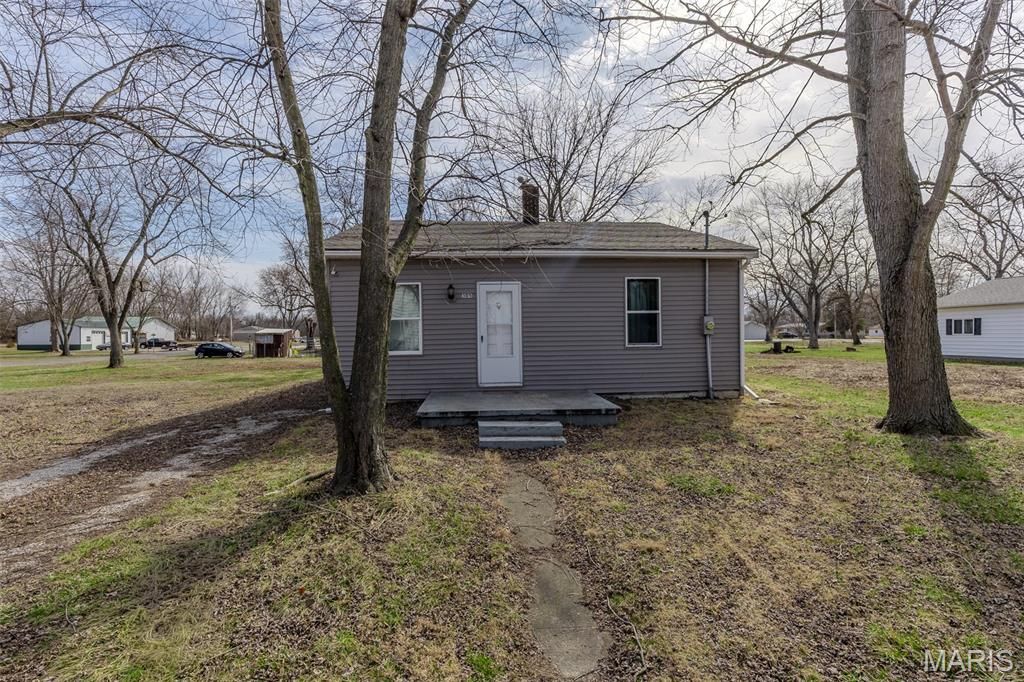 305 Mine Road, Sawyerville, IL 62085