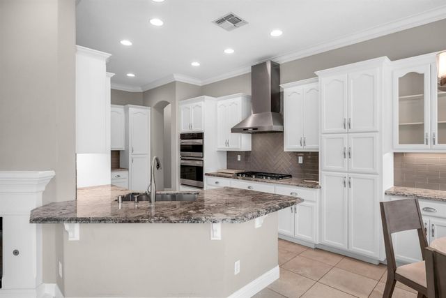 1836 Swinton Dr, Folsom, CA 95630