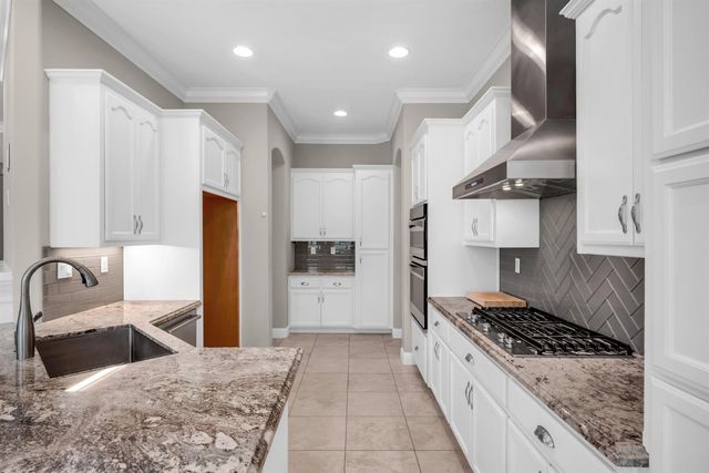 1836 Swinton Dr, Folsom, CA 95630