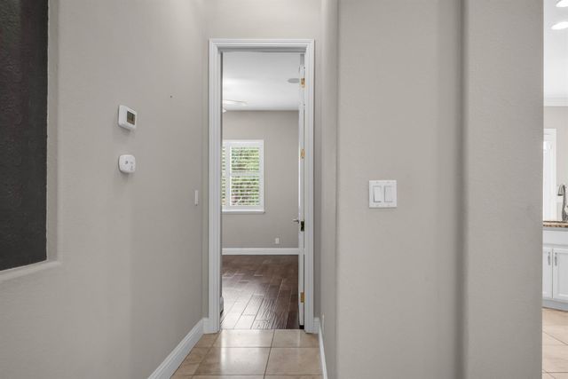 1836 Swinton Dr, Folsom, CA 95630