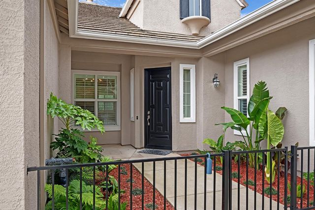 1836 Swinton Dr, Folsom, CA 95630