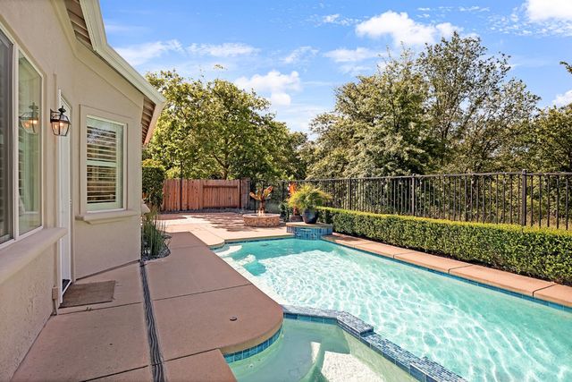 1836 Swinton Dr, Folsom, CA 95630