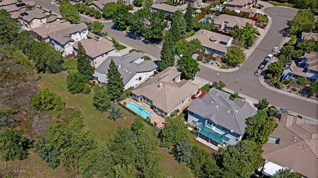 1836 Swinton Dr, Folsom, CA 95630