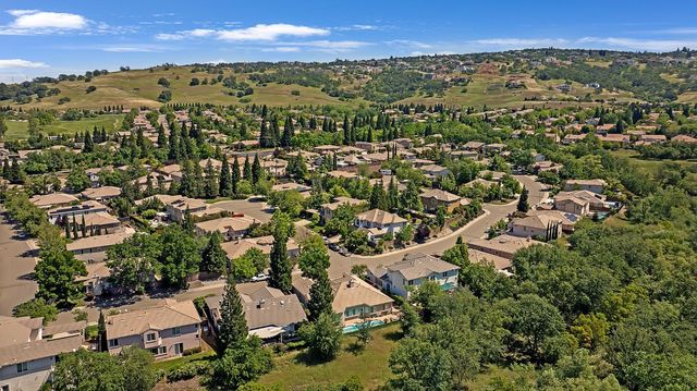 1836 Swinton Dr, Folsom, CA 95630