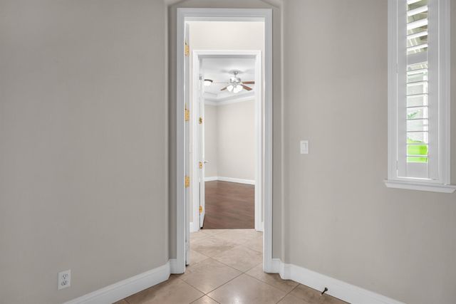 1836 Swinton Dr, Folsom, CA 95630