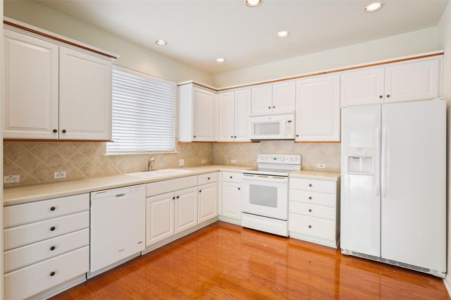 311 Dove Hollow TRL, Georgetown, TX 78633