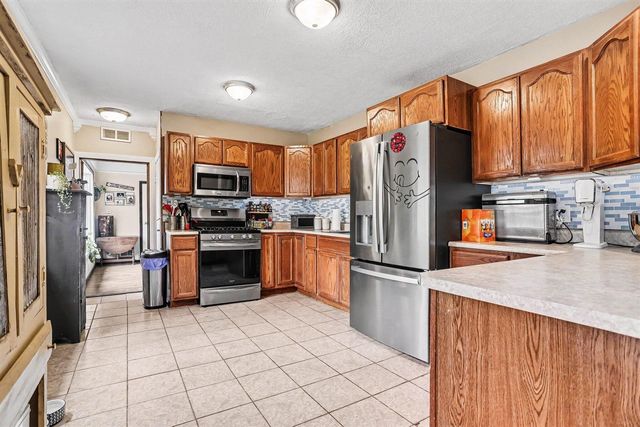 20 Wildrose Lane, Battle Creek, MI 49015