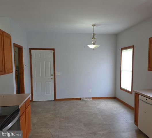 36 ARLBERG CIR, Dover, DE 19904