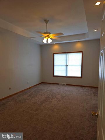 36 ARLBERG CIR, Dover, DE 19904