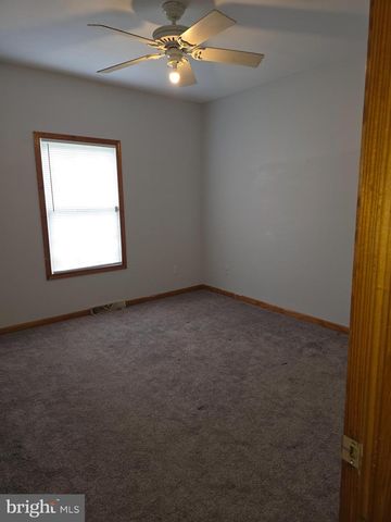 36 ARLBERG CIR, Dover, DE 19904