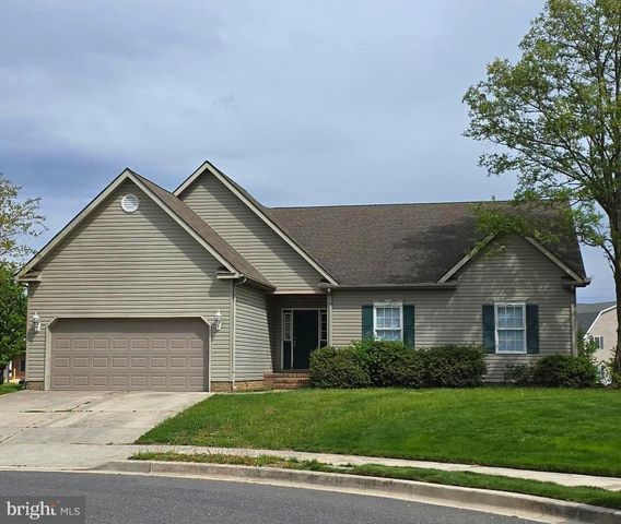 36 ARLBERG CIR, Dover, DE 19904