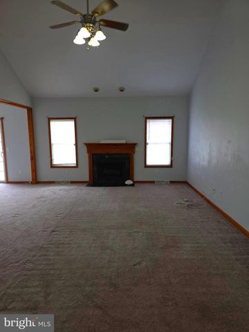36 ARLBERG CIR, Dover, DE 19904