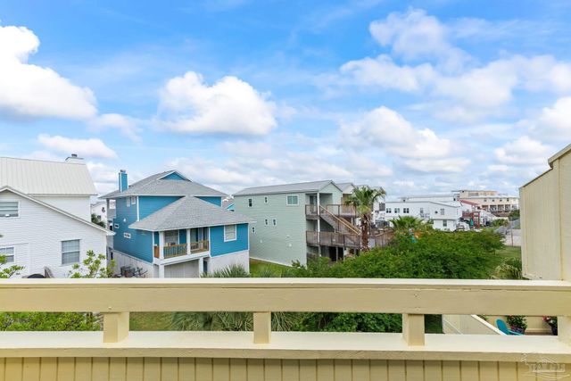 8520 Gulf Blvd 39, Navarre Beach, FL 32566