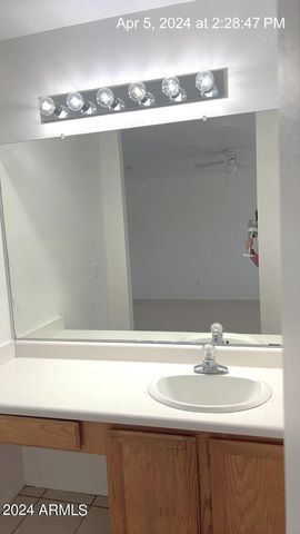 8501 W HAZELWOOD Street, Phoenix, AZ 85037